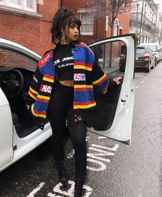 KHAYANDERSON Primary Color Outfit, Primary Colors Outfit, Colors Outfit, Outfit Goals, Baddie Outfits, Garden Styles, Street Styles, Look Cool