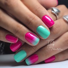 Spring Dipped Nail Colors, Fun Summer Nails Acrylic, Pedicure Spring, Dipped Nails Ideas Powder, Summer Ombre Nails, Unghie Sfumate, Summer Gel Nails, Nagellack Trends