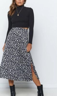 Midi Rock Outfit, Look Boho Chic, Slim Skirt, Rock Outfit, Skirts Midi High Waisted, Leopard Fashion, Split Skirt, Long Skirts For Women, Half Skirt