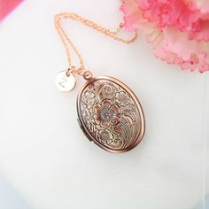 ♥ Flower Locket Charm Necklace Red Copper Locket Charm Photo Frame Charm for Necklace Aval Locket Necklace Birthday Gift Personalized Necklace ♥ You will receive 1 necklace ♥ Flower Locket Charm 24x34x2 mm ♥ Real Rose Gold Plated chain 18 inches ♥ We strive for next day shipping, but we do not ship on Saturdays, Sundays, and Holidays. It may sometimes take a bit longer when we have unusually large volume of orders. Thank you for your patience! ♥♥ For more details on shipping guideline and other Personalized Oval Rose Gold Necklaces, Personalized Oval Rose Gold Necklace, Oval Locket Necklaces For Mother's Day, Mother's Day Oval Locket Necklaces, Rose Gold Flower Jewelry For Birthdays, Rose Gold Flower Jewelry For Birthday, Rose Gold Flower Pendant Locket Necklace Gift, Personalized Adjustable Oval Jewelry, Vintage Personalized Flower Jewelry