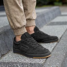 Black Snickers Shoes, Reebok Outfit, Snickers Shoes, Dorothy Shoes, Best Sneakers For Men, Snicker Shoes, Reebok Sneaker, Reebok Club C 85, Urban Shoes