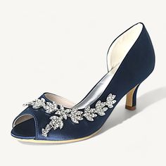 Category:Wedding Shoes; Upper Materials:Satin; Embellishment:Rhinestone; Heel Type:Kitten Heel; Gender:Women's; Toe Shape:Peep Toe; Type:Bridal Shoes; Style:Elegant; Heel Height(inch):2-3; Outsole Materials:Rubber; Closure Type:Loafer; Shipping Weight:0.725; Production mode:Self-produce; 2024 Trends:Bling Bling,Sparkling Shoes; Foot Length:; Size chart date source:Provided by Supplier. Sparkling Shoes, Bling Wedding Shoes, Cheap Wedding Shoes, Sparkle Shoes, Bling Shoes, Womens Wedding Shoes, 2024 Trends, Wedding Heels, Heel Type