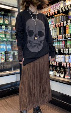 Goth Asian, Enby Fashion, Androgynous Outfits, Funky Outfits, Love Clothing, Asian Outfits