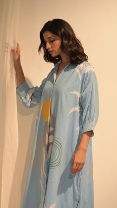 women's summer outfits cotton kurta and pant Country Summer Outfit, Dresses By Pattern, Kurti Patterns, Boho Blue, Plus Size Summer Outfit, Cute Dress Outfits, Embroidery Neck Designs, Cotton Kurti, Clothing Summer