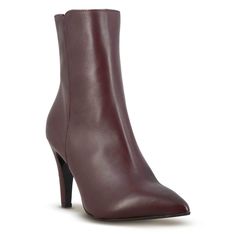 Elegant women's ankle boot
Smooth genuine leather in burgundy color
Fine heel
Rubber sole
Leather lined
Leather insole
Handcrafted
Made in Italy