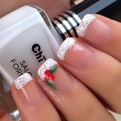 31 Christmas Nail Art Designs With Themed Ornaments Snowflake Nails, Baymax, Xmas Nails, Christmas Nail Designs