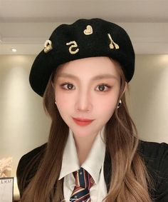 Chapeau de peintre d'hiver Painter Hat, Women's Jewelry Sets, Earrings Women, Rings Necklaces, Hat Shop, Height And Weight, Jewelry Set, Jewelry Shop, Korean Fashion