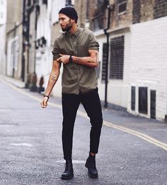 Winter Outfits Men Streetwear, Mens Fashion Rugged Simple, Outfits Men Streetwear, Classy Streetwear, Streetwear Winter, Mens Fashion Rugged, Hipster Mens Fashion, Army Fashion, Winter Outfits Men