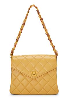 Marca: CHANEL
 Color naranja
 Características:


 Estado usado: Excelente; Ligeros rayones en los herrajes, ligeros rayones en el forro interior de cuero

 Longitud: 10" (25 cm), Altura: 7" (17 cm), Profundidad: 4" (10 cm), Caída de la correa: 10" (25 cm)

 Hecho en Francia

 Correa para el hombro con lazo de piel y carey sintético

 Cierre de giro CC en la solapa



 EAN: 0197291412817
 Dimensiones del paquete: 10,0 x 7,0 x 4,0 pulgadas Chanel Orange, Orange Quilt, Flap Shoulder Bag, Color Naranja, Loose Stones, Orange Bag, Cow Boy, Boston Bag, Black Quilt