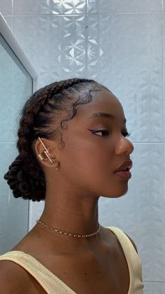 Simple Quick Natural Hairstyles, Hairstyles On Afro Hair, Styling Black Hair Natural Hairstyles, Natural Braid Updo For Black Women, Braid Ideas Natural Hair, Natural Hair Simple Styles, Easy Braids For Natural Hair, Prom Hairstyles For 4c Hair, Natural Hairstyles For Black Women Protective Short