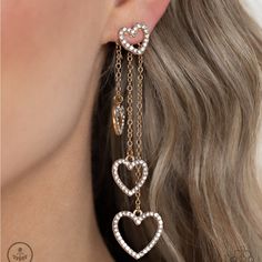 Paparazzi Falling In Love Goal Post Earrings Single Earring For Valentine's Day Party, Glamorous Dangle Jewelry For Valentine's Day, White Statement Earrings, Paparazzi Earrings, Earring Bundle, Fish Hook Earrings, Dangly Earrings, Green Earrings, Wooden Earrings