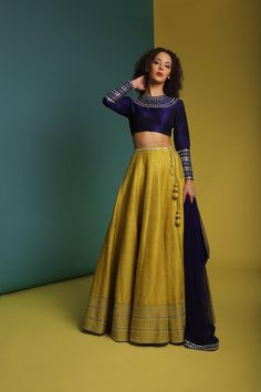 Minimal Lehenga Designs, Kerala Traditional Dress For Women, Latest Designer Lehenga, Ideas For Clothes, Dress Jackets, Ideas Clothes