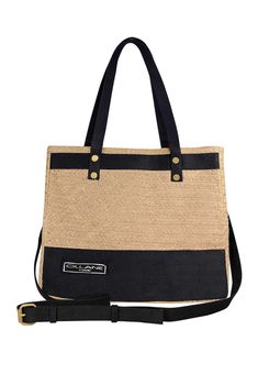 Are you looking for a handbag that is not only stylish and practical, but also environmentally friendly and sustainable? Then we have just the thing for you: the jute bag from our OLLANE Collection. This sturdy bag made of woven jute fibers is perfect for shopping, in the office, on the beach or while playing sports. The removable shoulder strap allows you to wear it however you want - either as a shoulder bag or as a handbag. This all-rounder is rounded off by a useful key chain and a bottle holder. You can safely store important small items in the inside pocket with a snap fastener. The jute bag also comes with a cotton bag that can be used as a storage bag or as a shopping or laundry bag. Get the sustainable and ecological jute bag from CINNEA® as the perfect everyday companion. Enjoy a Jute Handbags, Jute Bags, Fabric Bags, Bottle Holder, Fabric Bag, Bottle Holders, Handle Bag, Women Accessories Bags, Cotton Bag