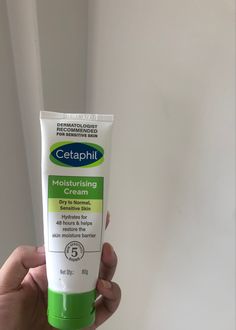 Cetaphil Moisturizer Cream, Cetaphil Moisturizer, Face Creme, Makeup School, School Makeup, Money Aesthetic, Dermatologist Recommended, Glass Skin, Old Money Aesthetic