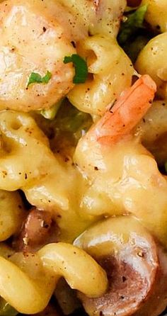 pasta with shrimp, mushrooms and broccoli in a creamy sauce