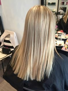 Summer Blonde Hair, Balayage Blonde, Spring Hair Color, Blonde Hair Shades, Blonde Hair Inspiration, Blonde Hair Looks, Blonde Hair With Highlights, Hair Shades