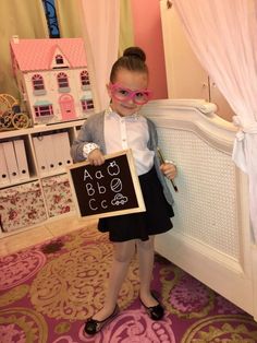 Girls Teacher Costume, Career Day Teacher Costume, Dress Like Teacher Day Kids, Career Day Costumes For Teachers, Dress As A Teacher Day, Teacher Dress Up For Kids, Dress Up Like A Teacher Kids, Career Day Spirit Week Costume Ideas