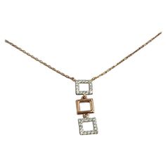 Square Drop Necklace is made of 18k solid gold available in three colors, White Gold / Rose Gold / Yellow Gold. Lightweight and gorgeous natural genuine diamond. Each diamond is hand selected by me to ensure quality and set by a master setter in our studio. Diamond charm attached to a dainty gold chain it would be perfect to wear at almost any occasion. Simple elegant and unique piece of jewelry perfect gift to make her smile and shine!! "ALL OUR ITEMS ARE ELIGIBLE FOR FREE SHIPPING AROUND THE W Pearl Chain Necklace, Minimal Necklace, Necklace Layering, Diamond Charm, Layering Necklace, Drop Necklace, Gold Yellow, Necklace Jewelry, Stone Jewelry