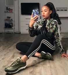 🌹Kendra 🌹 on Instagram: “🐊🐊🐊 _____________________________________________________________ #outfit #ootd #nike #airmax97 #fashionshoes #sneaker #adidas #adidaswomen…” Nike 97 Outfit, Airmax Outfits, Nike Air Max 97 Outfit Ideas, Airmax 97 Outfit, Air Max Outfit Women, Air Max 97 Outfit Women, Nike Air Max 97 Outfit, Air Max 97 Outfit