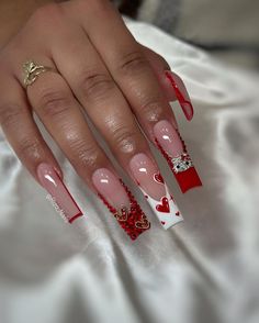 Nail Ideas For Valentine's Day, Valentine Days Nail, I Heart Nails, Valentines Nails Ideas Simple, Nail Design With Charms, Medium Valentines Nails, Valentines Acrylic Nail Designs, Bling Valentines Nails, Valentine S Day Nail