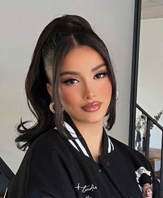 People Model, Animal Character, Chique Outfits, Slick Hairstyles, Hair Stylist Life, Sleek Hairstyles, Easy Hairstyles For Long Hair, Baddie Hairstyles, Madison Beer