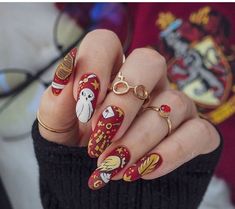 Maquillage Harry Potter, Harry Potter Nails Designs, Potter Nails, Harry Potter Makeup, Harry Potter Nail Art, Harry Potter Nails, Stile Harry Potter, Halloween Nails Diy, Glume Harry Potter