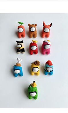 there are many knitted toys that look like cartoon characters