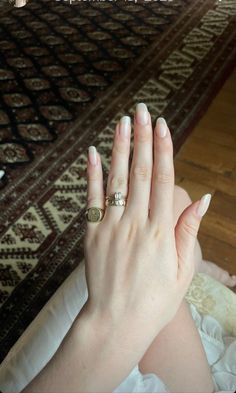 Coquette Rings, Ring Aesthetic, Rings Aesthetic, Ring Stack, After Life, Gold Ring Stack, Jewelry Inspo, Vintage Ring, Wedding Nails