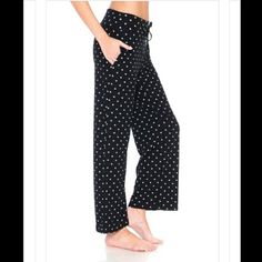 New Black/White Polkadot Lounge Pants. High Waist, Long Wide Leg With Drawstrings And Pockets. Black Bottoms For Pajama Party In Spring, Black Pants For Summer Pajama Party, Pants Color, Lounge Pants, New Black, Pant Jumpsuit, Polka Dots, High Waist, Wide Leg