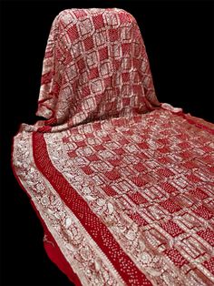 Handloom gharchola bandhani saree @heritageofvanza