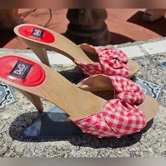 Good Conditions, No Tears, Or Noticeable Defects, See The Pictures For Item Conditions 39 Eu Size - Made In Italy Dolce Gabbana Shoes, Women Sandals, No Tears, Shoes Women, Womens Sandals, Dolce And Gabbana, In Italy, Size 7, Italy