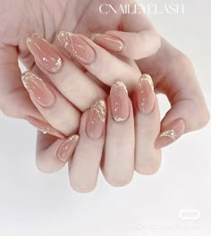 #chinesenails Nails For Champagne Dress, Angelcore Nails, Champagne Colored Nails, Champagne Nail Designs, Chinese Nails, Rave Nails, Champagne Nails