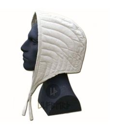 Very highly tailored in quilted padded cotton. Mech Armor, Simply Fashion, Snow Gear, Chain Mail, Head Wraps, Mousse, Caps Hats, Winter Hats, Electronic Accessories