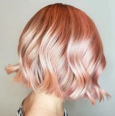 Rose Gold Short Hair, Rose Gold Hair Balayage, Gold Blonde Hair, Rose Gold Hair Blonde, Gold Hair Dye, Rose Gold Hair Dye, Champagne Blonde Hair, Rose Blonde