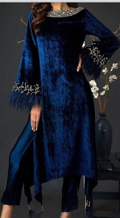 Blue Velvet Suit, Velvet Suit, Suit Design, Pakistani Bridal Dresses, Stylish Party, Stylish Party Dresses, Pakistani Bridal