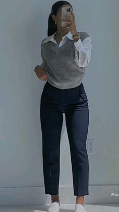 Cute Professional Outfits, Casual Work Outfits Women, Fashionable Work Outfit, Professional Outfits Women, Business Outfits Women, Stylish Work Attire, Corporate Outfits, Business Casual Outfits For Work, Elegante Casual