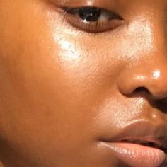 Glowing Black Skin, Selfcare Aesthetic, Gold Glow, Skin Goals, 2024 Goals, Clear Glowing Skin, Clean Aesthetic, Bare Face, Skin Therapy