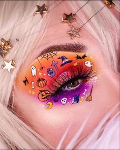 Make Up Gold, Scream Halloween, Lighter Skin, Little Doodles, Halloween Makeup Looks, Creative Makeup, Dia De Muertos, Maquillaje De Ojos, Halloween Makeup