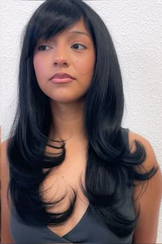 Insta:hairbabyangel Weird Hairstyles For Women, Side Bang Layered Hair, Side Bangs Layers, Side Bangs Layered Hair, Side Bangs Round Face, Side Bang Hairstyles, Long Black Hair With Bangs And Layers, Long Black Hair With Wispy Bangs, Side Bangstyle Hair Long