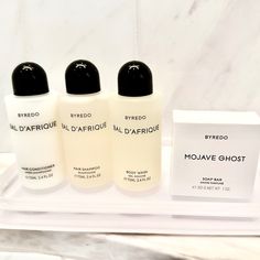 Byredo Bal D'afrique Amenity 8pc Set Includes- 1 - Byredo Bal D'afrique Soap Bar 30g 1 - Byredo Bal D'afrique Shampoo 70ml 1 - Byredo Bal D'afrique Conditioner 70ml 1 - Byredo Bal D'afrique Body Wash 70ml 1 - Shave Kit 1- Dental Kit 1- Manicure Kit 1- Bath Sponge Top: African Marigold, Bergamot, Buchu Heart: Cyclamen, Violet Base: Moroccan Cedarwood, Vetiver Byredo Set, African Marigold, Mojave Ghost, Bath Sponge, Manicure Kit, Soap Bar, Hair Shampoo, Hair Conditioner, Bar Soap