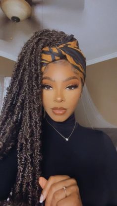 Badass Poses, Pretty Locs, Natural Afro, Pregnancy Pictures, Braided Scarf, Braiding Styles, Hair Wrap Scarf