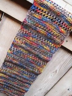 Good Fences Scarf - a free pattern Knitting Scarfs, Easy Scarf Knitting Patterns, Knit Scarfs, Knitting Scarves, Knitting Scarf, Knitting Stitches Tutorial, Neck Warmers