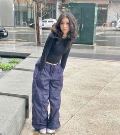 Tomboy Feminine Outfits, Petite Girl Outfits Aesthetic, Lay Luv Outfits, Androgynous Outfits Women, Tom Boy Outfits Girl, Lay Luv, Petite Girl Outfits, Swaggy Outfits, Tomboy Fashion