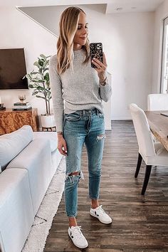 Casual Weekend Style, Mode Tips, Quoi Porter, Blogger Outfits, Fashion Jackson, Summer Outfit Ideas, Outfit Jeans, Color Story, Weekend Style