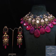 डिजाइनर कपड़े, Kundan Jewellery Bridal, Victorian Necklace, Indian Bridal Jewelry Sets, Antique Jewellery Designs, Jewelry Set Design, Antique Jewelry Indian, Indian Jewellery Design Earrings