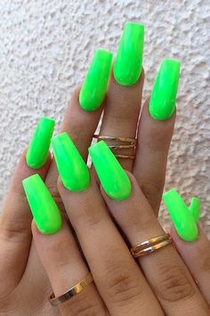 Bright Summer Acrylic Nails, Lime Green Nails, Neon Acrylic Nails, Neon Green Nails, Unghie Sfumate, Green Acrylic Nails, Latest Nail Designs, Black Acrylic Nails, Red Acrylic Nails