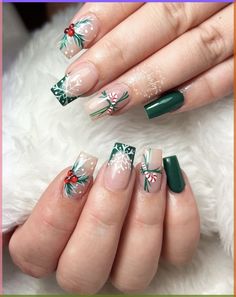 \ Christmas Nail Green And Red, Christmas Nails 2023 Red And Green, Green And Red Christmas Nails, Nails Natal, Black Matte Acrylic Nails, Red And Green Christmas Nails, Wonderland Nails, Matte Acrylic Nails