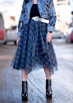 Asymmetrical Plaid Tulle Skirt - Kate Hewko Concept Store Fashion Revolution, New Fashion Trends, Edgy Look, Wardrobe Style, Festival Fashion, Distressed Denim, Runway Fashion, Fashion Brand, Tulle Skirt