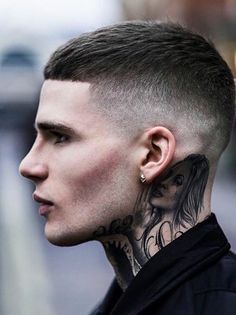 Cropped hairstyle French Crop, Crop Hair, Men Hair Color, Faded Hair, Men Haircut Styles, Mens Hair