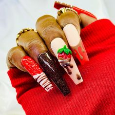 Looking for the perfect Valentine's Day gift? These chocolate-covered strawberry press-on nails are a unique and thoughtful way to say, "I love you." Each nail is hand-painted with glossy red strawberries, rich chocolate drips, and sparkly accents, creating a look that's as sweet and romantic as the holiday itself. Whether you're gifting these to someone special or treating yourself to a little Valentine's Day glam, these nails are the perfect mix of playful and elegant. Important Sizing Informa Strawberry With Chocolate, Apply Press On Nails, Chocolate Nails, Valentine Chocolate Covered Strawberries, Soft Gel Tips, Strawberry Nails, Covered Strawberry, Chocolate Covered Strawberry, Chocolate Drip